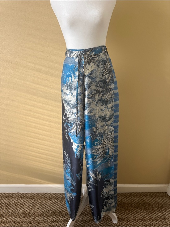 Elie Tahari Pants - Elie Tahari Blue and White Printed Wrap-Front Maxi Pants 100% Silk Size S
